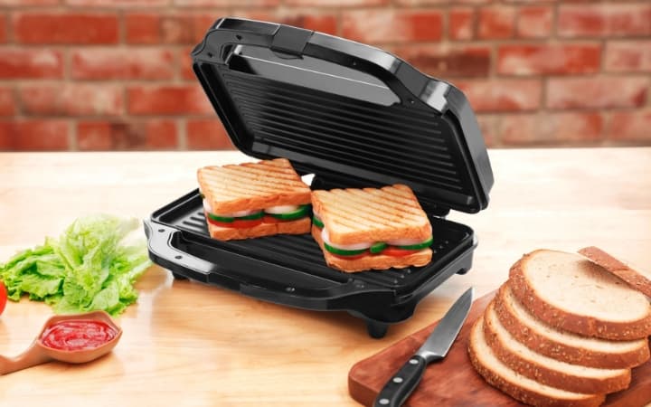 10 Best Sandwich Makers in India 2023 – Reviews and Buying Guide