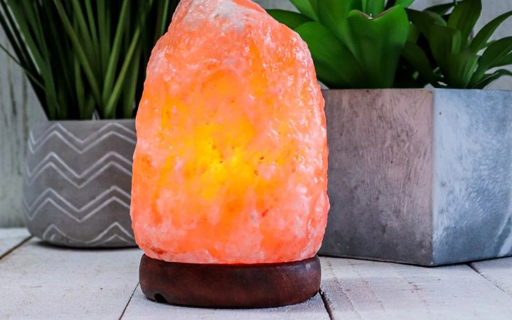 The Most Important Things to Consider Before Buying a Salt Lamp